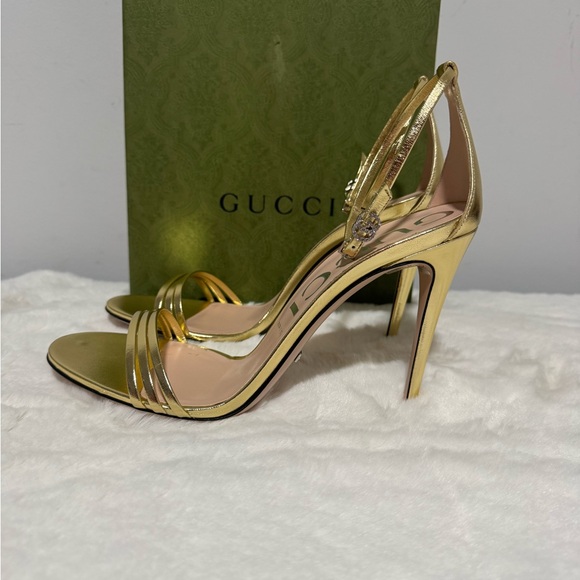Gucci Metallic Gold Women's Sandals - Picture 4 of 7